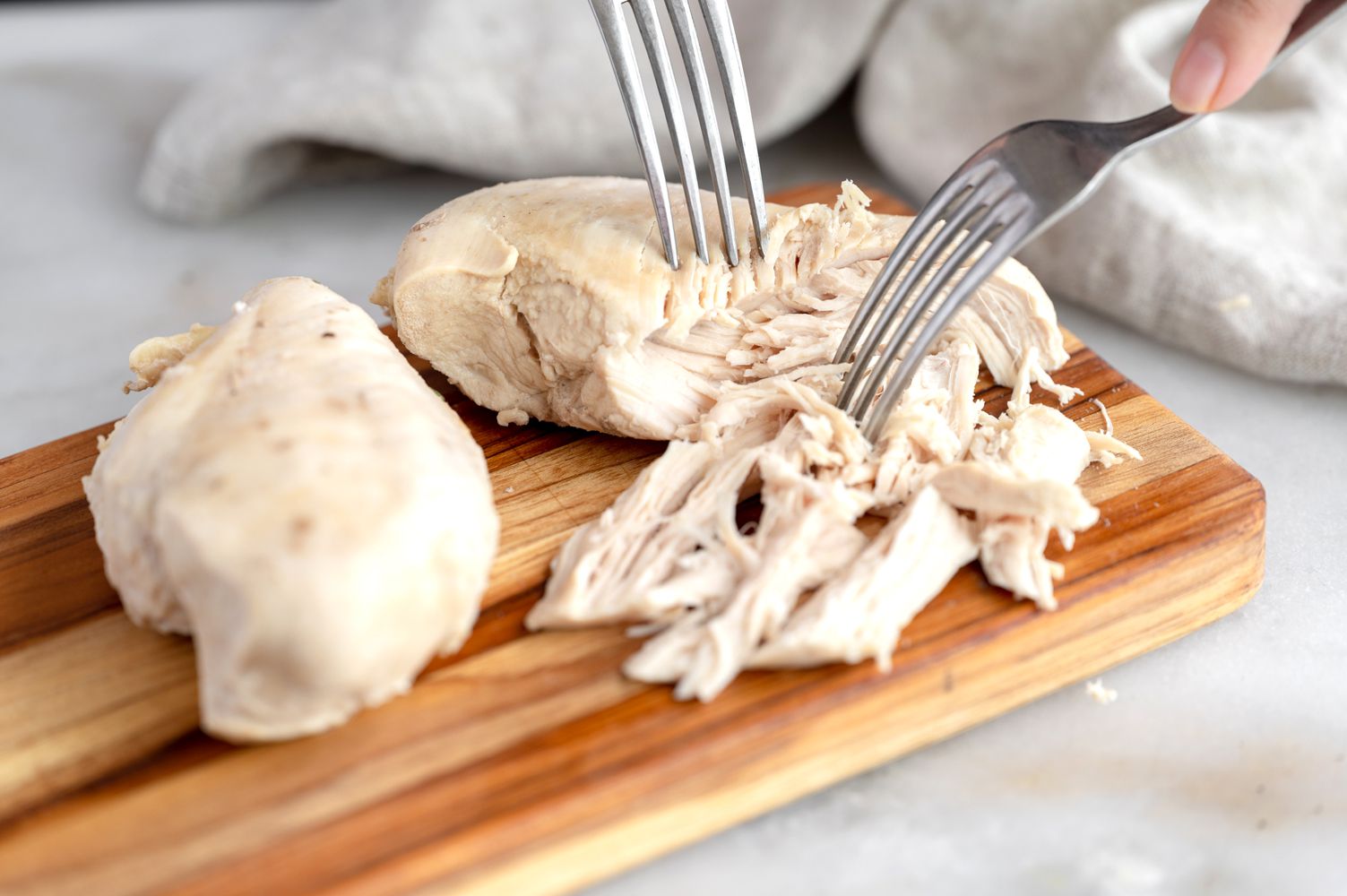 Benefits-of-Eating-Boiled-Chicken